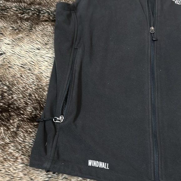 The North Face Men’s Black Fleece Vest - Picture 5 of 9